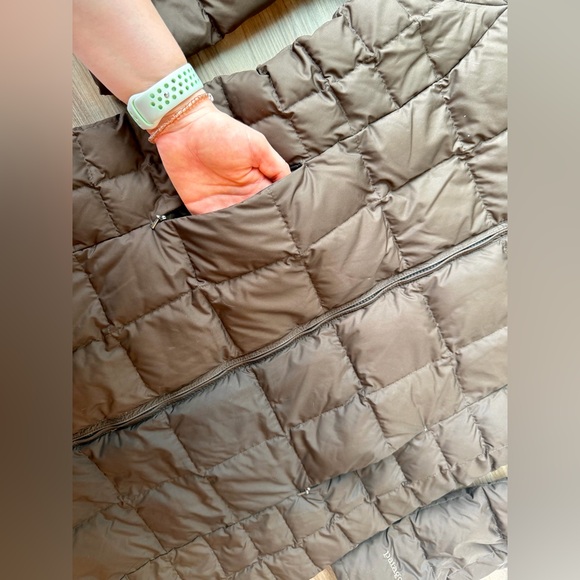 Like New Patagonia W’s Down With It Parka (brown, size L) - Picture 6 of 11